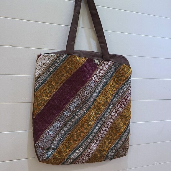 Multicolor Sequined Tote - Picture 4 of 10